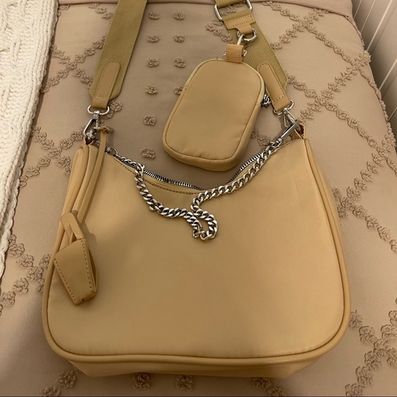 ASOS egos crossbody bag - Picture 2 of 2